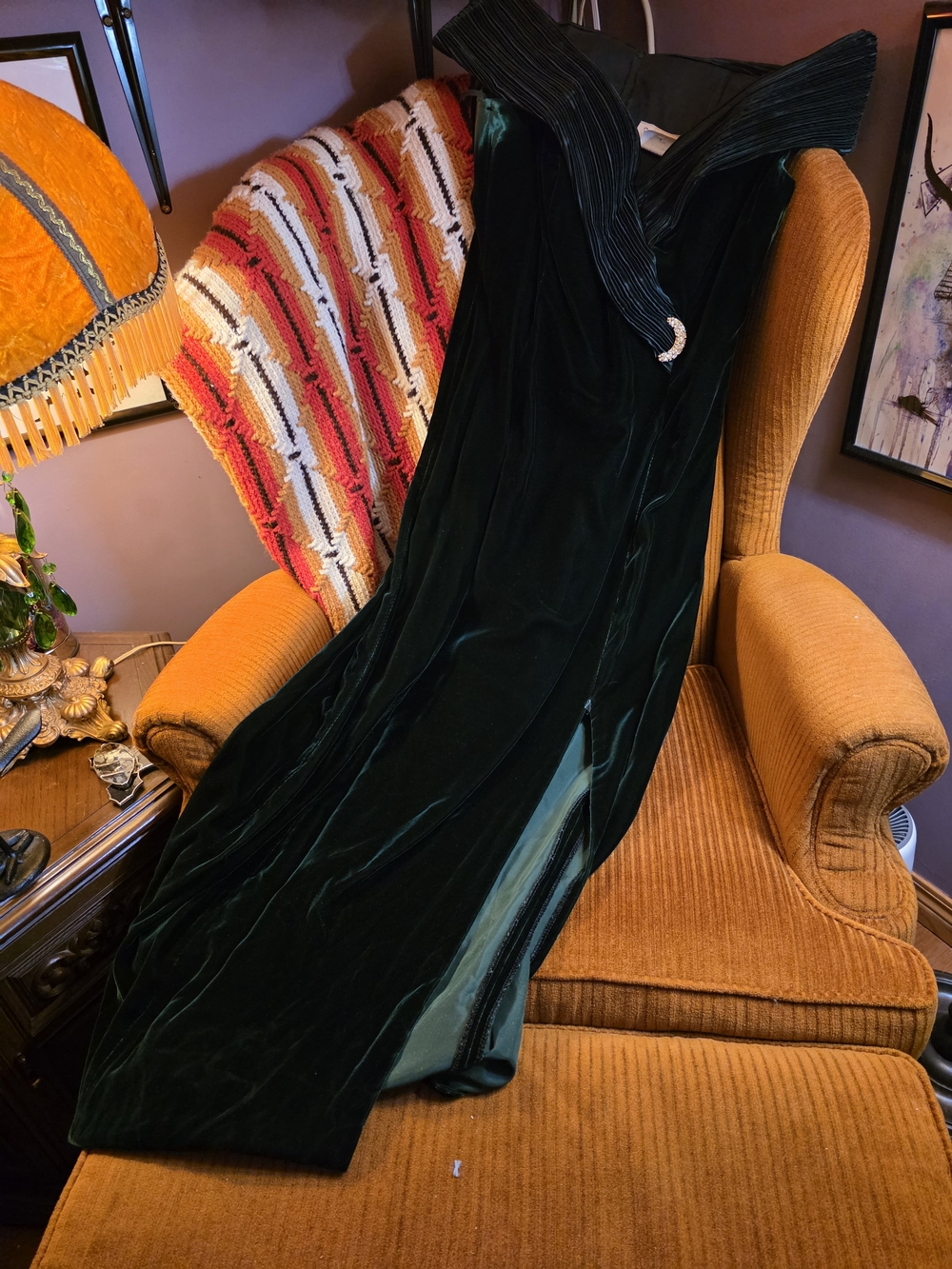 Vintage Nu-Mode Dark Green Velvet Evening Gown